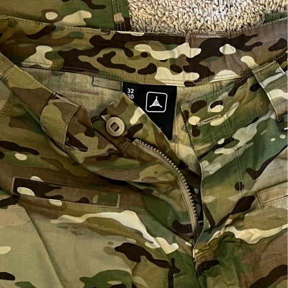 Triple Aught Design Force 10 RS multicam 32x30 - Picture 6 of 6